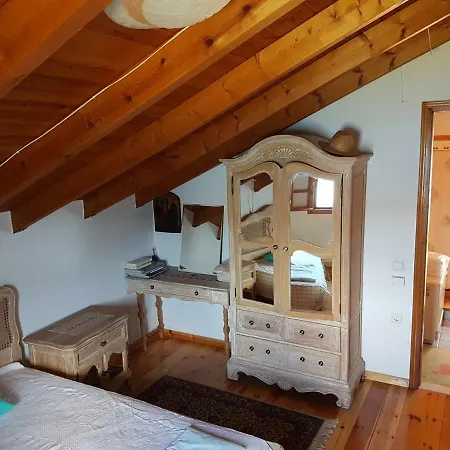 Vakantiehuis Skorponeria Skroponeria